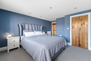 Photo 33- click for photo gallery